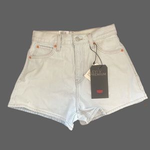 Levi Shorts NWT 90s Look